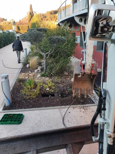 Paysagiste pour création et entretien de jardin à Solliès Ville Var