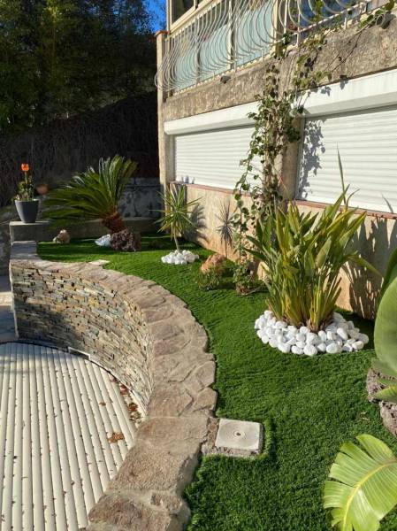 Tarif pour création paysagère sur mesure autour d'une piscine Toulon Var