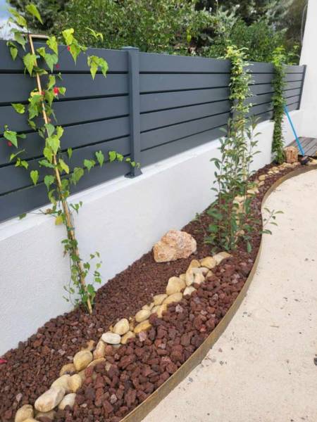 Aménagement paysager de pourtour de maison à Hyères 83400