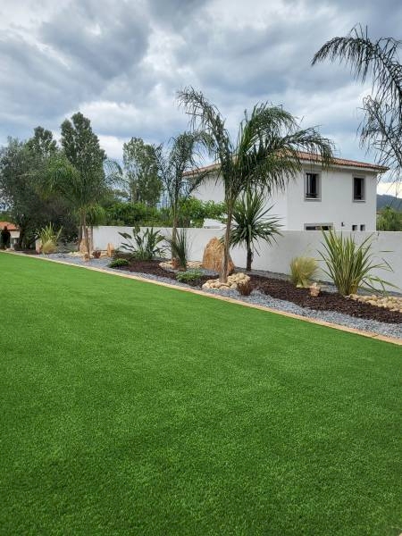 Notre zone d'activité pour ce service Conseils et idées d'aménagement paysager devant maison à Le Pradet proche de Carqueiranne